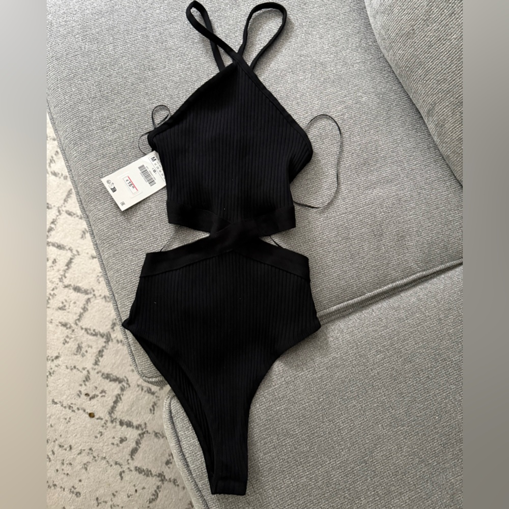 Zara Black Ribbed Bodysuit